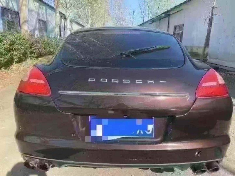 潍坊13年保时捷帕拉梅拉6