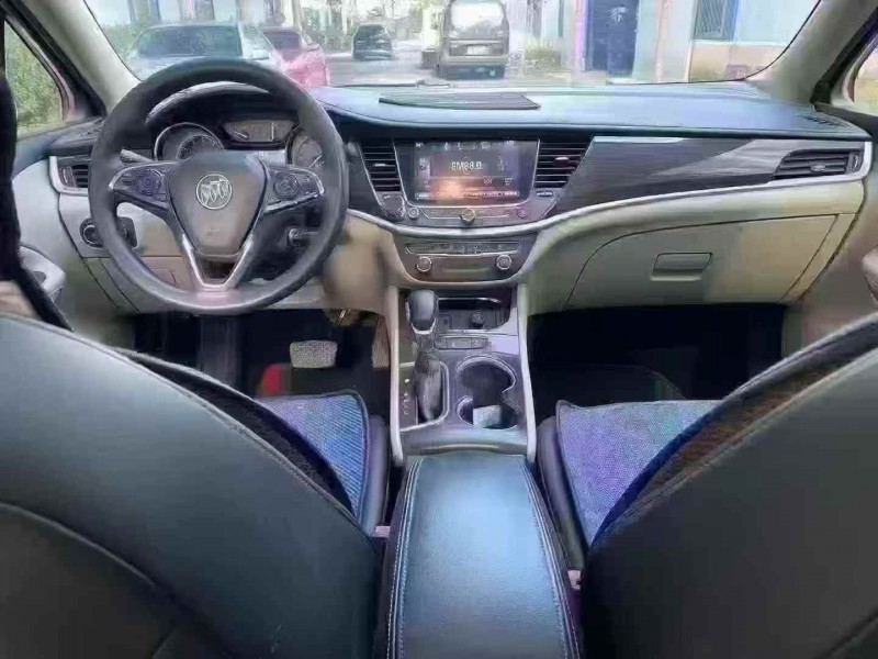 潍坊19年别克威朗5