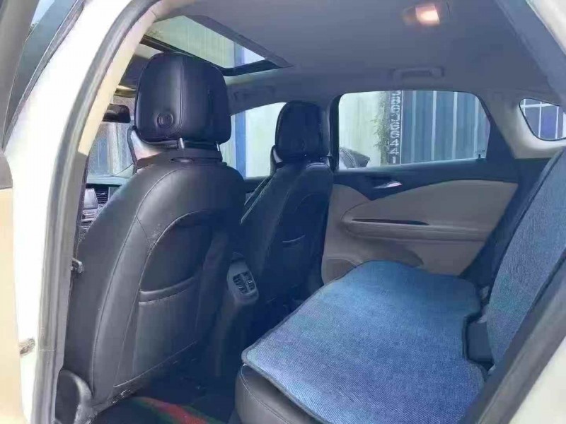 潍坊19年别克威朗6