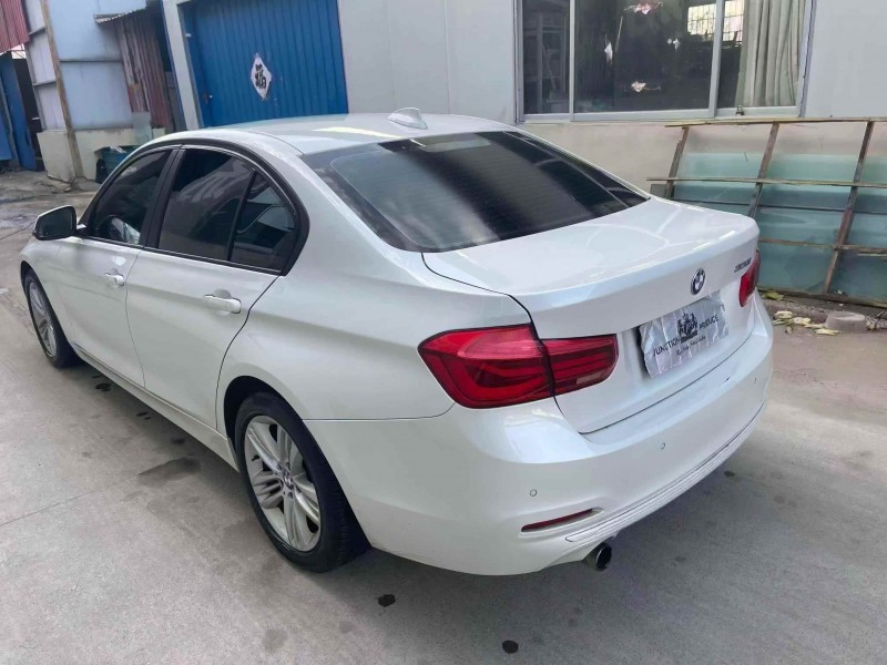 潍坊16年宝马3系8