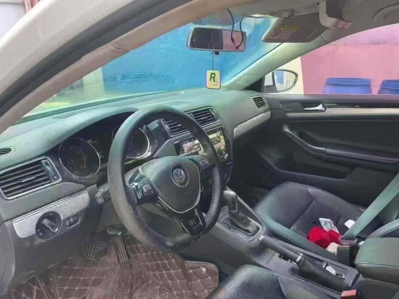 潍坊16年大众速腾4