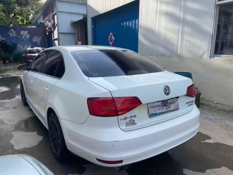 潍坊16年大众速腾8