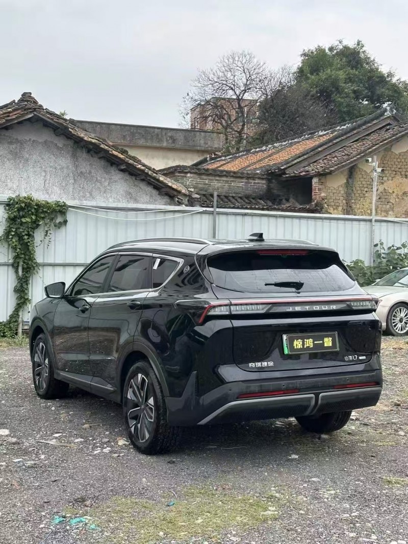 汕头25年奇瑞捷途8