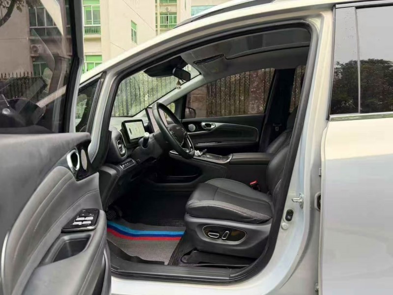 江门24年传祺埃安V4