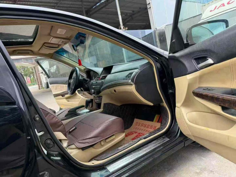 徐州10年本田雅阁6