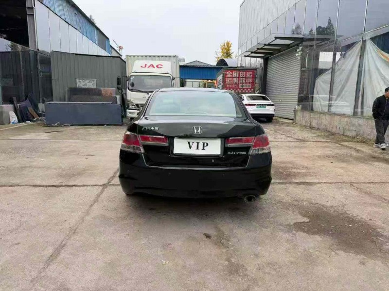 徐州10年本田雅阁9