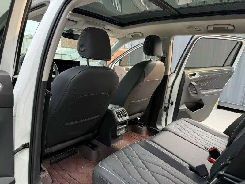 徐州25年大眾途觀6