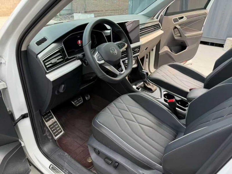 徐州25年大眾途觀8