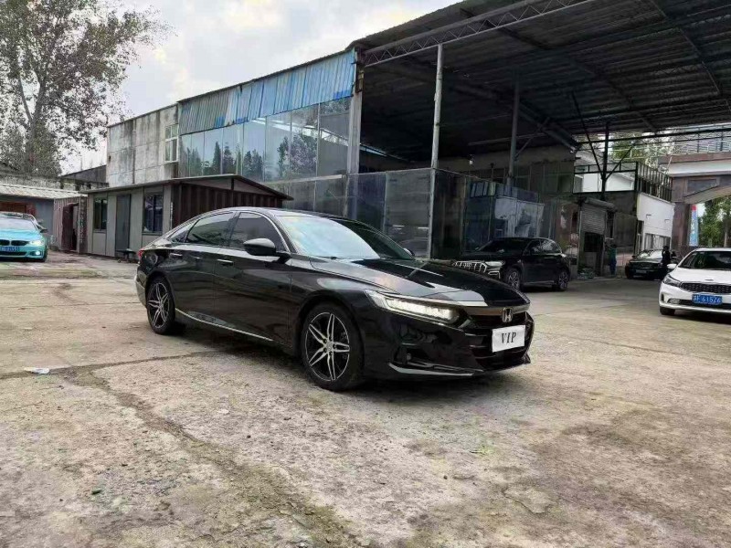 徐州23年本田雅阁3