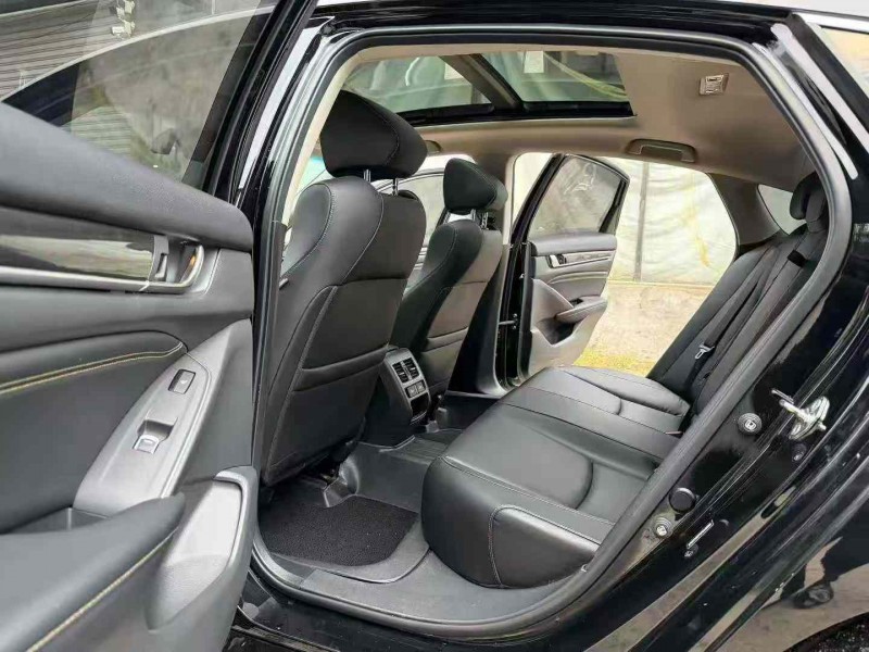 徐州23年本田雅阁8