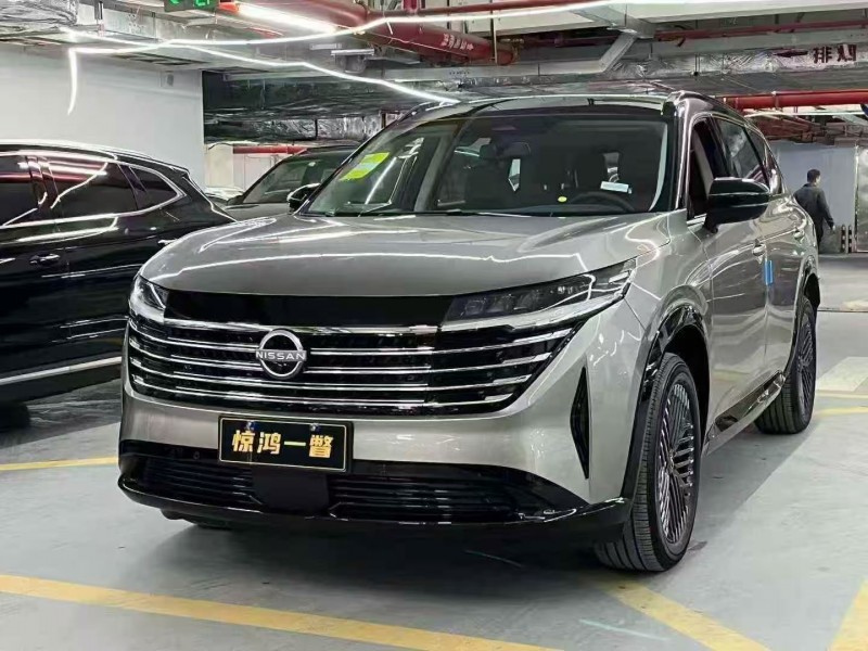 湛江26年日产探路者3