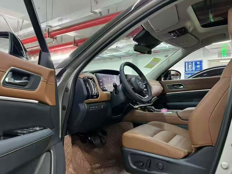 湛江26年日产探路者4