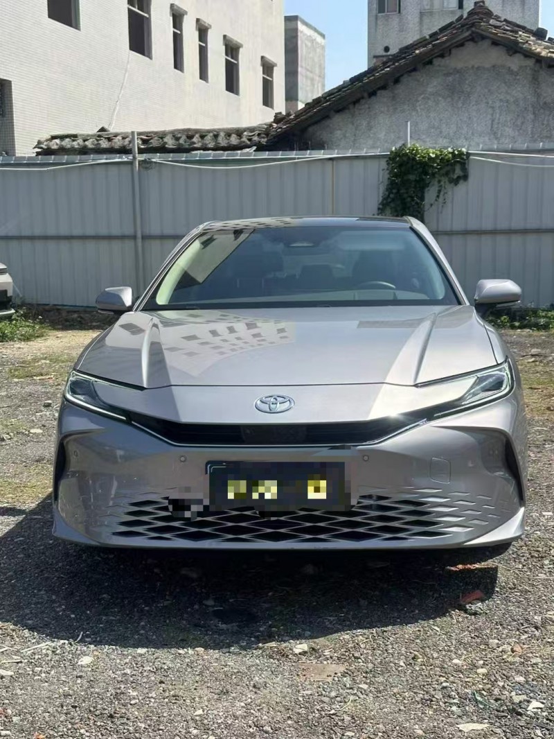 江门25年丰田凯美瑞1