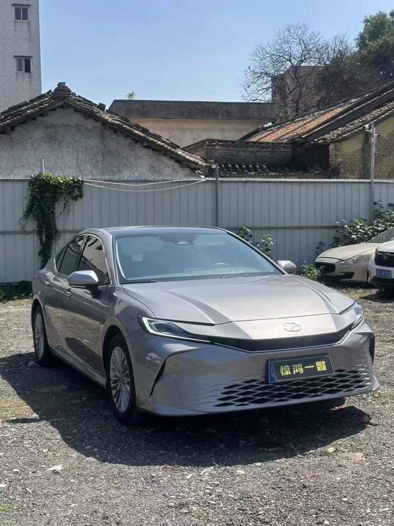 江门25年丰田凯美瑞2