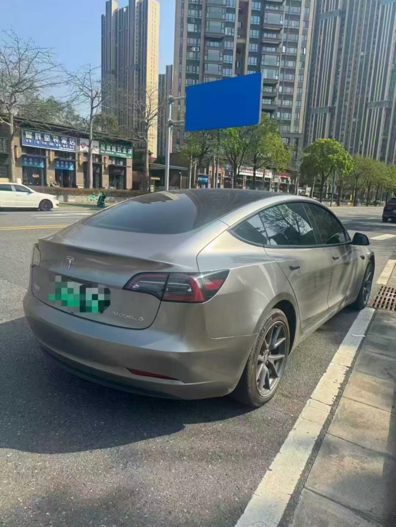 江门23年特斯拉MODEL 37