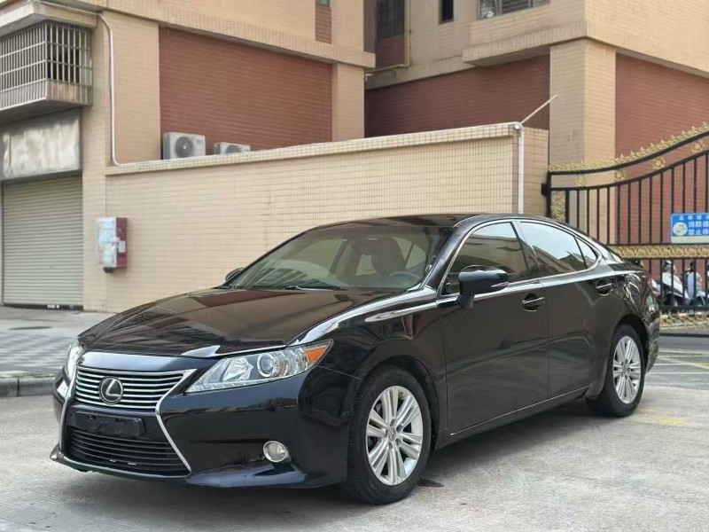 汕头13年雷克萨斯ES2