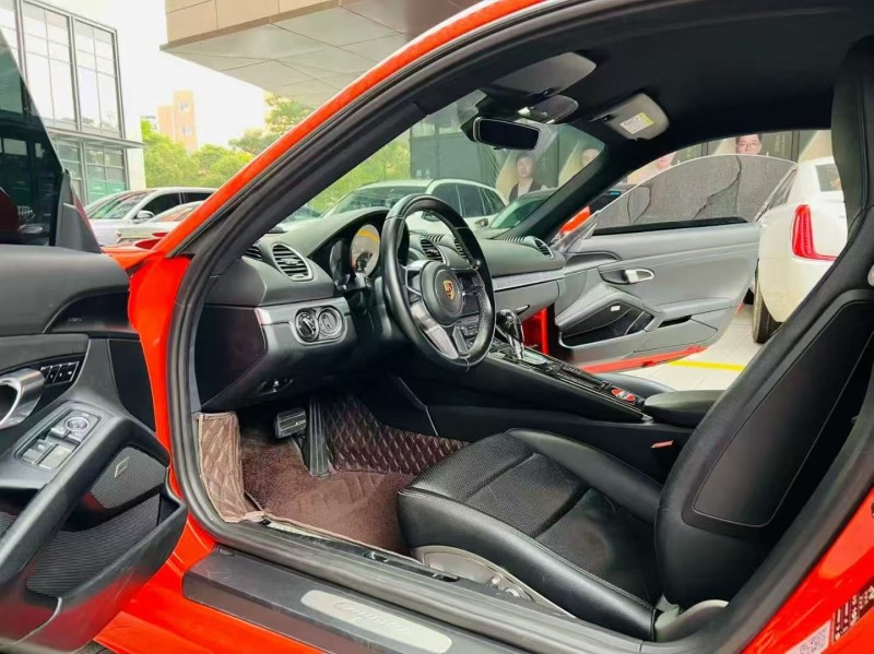 江门18年保时捷7184