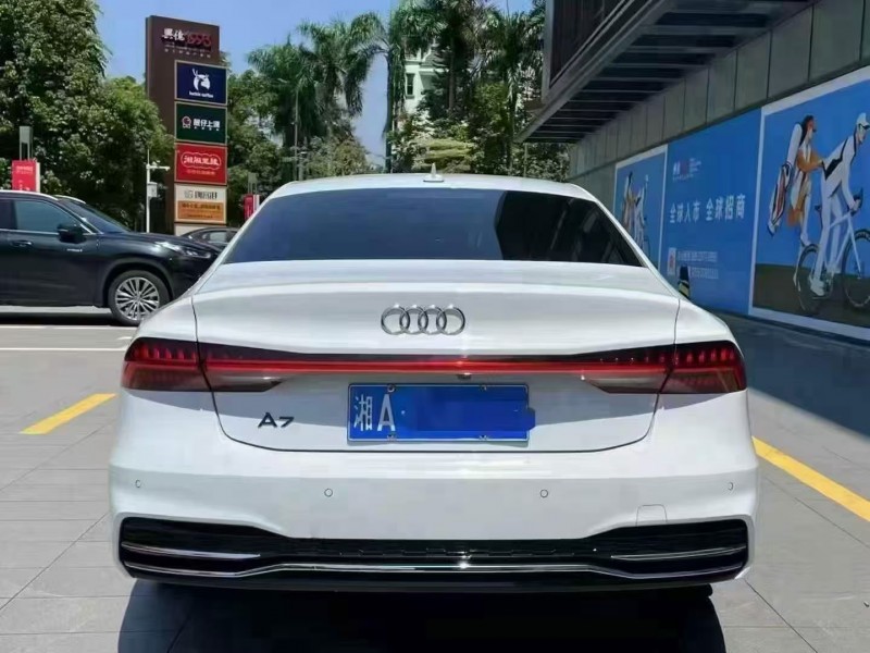 江门23年奥迪A7L9