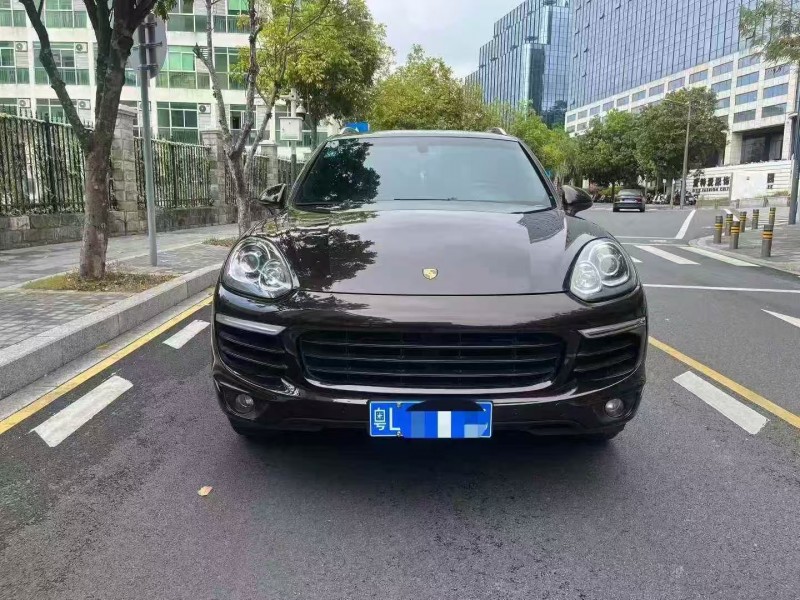 江門16年保時捷卡宴1