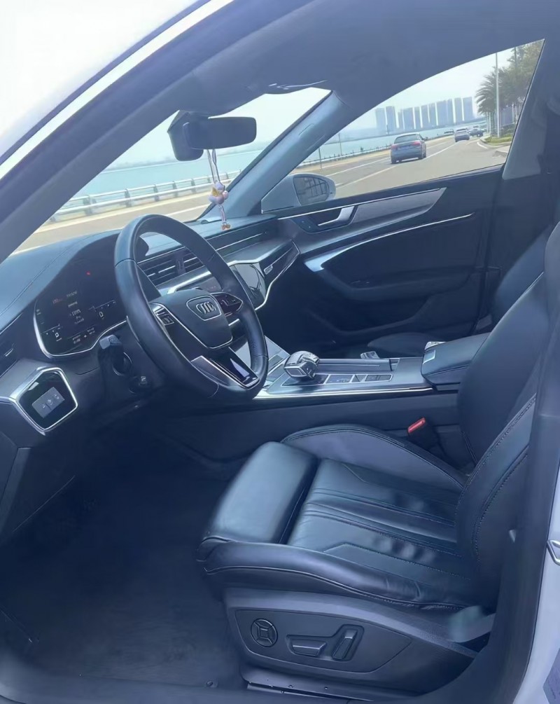 珠海21年奥迪A7L5