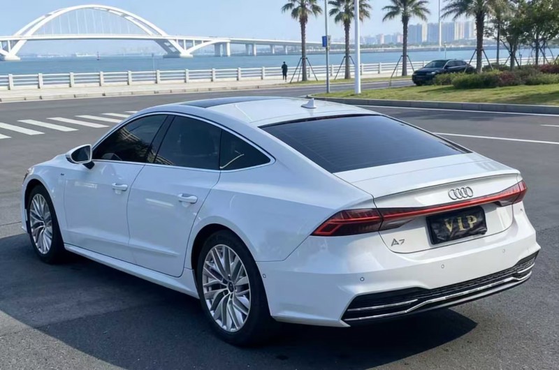 珠海21年奥迪A7L7