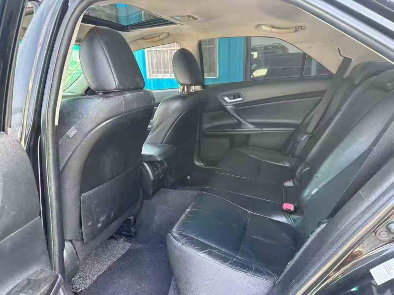 江门11年丰田锐志4