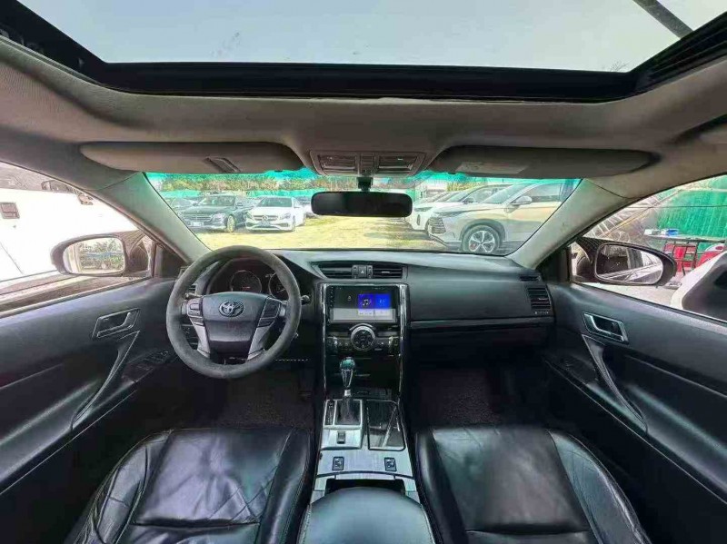 江门11年丰田锐志5