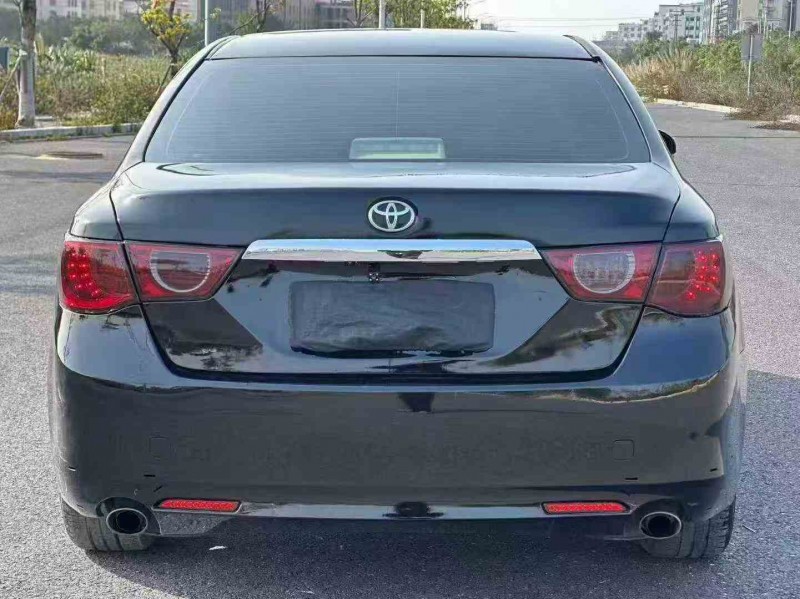 江门11年丰田锐志8