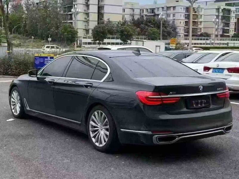 重庆20年宝马7系7