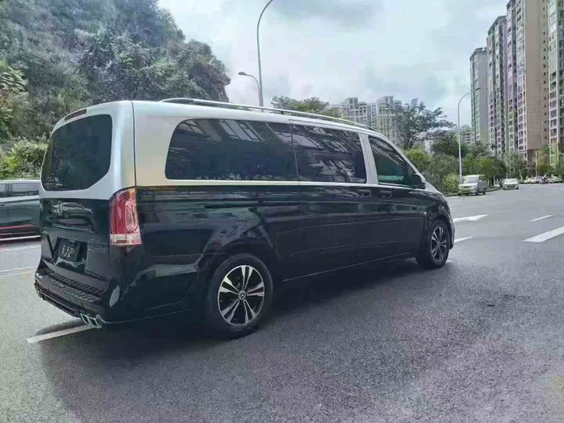 毕节19年奔驰威霆6