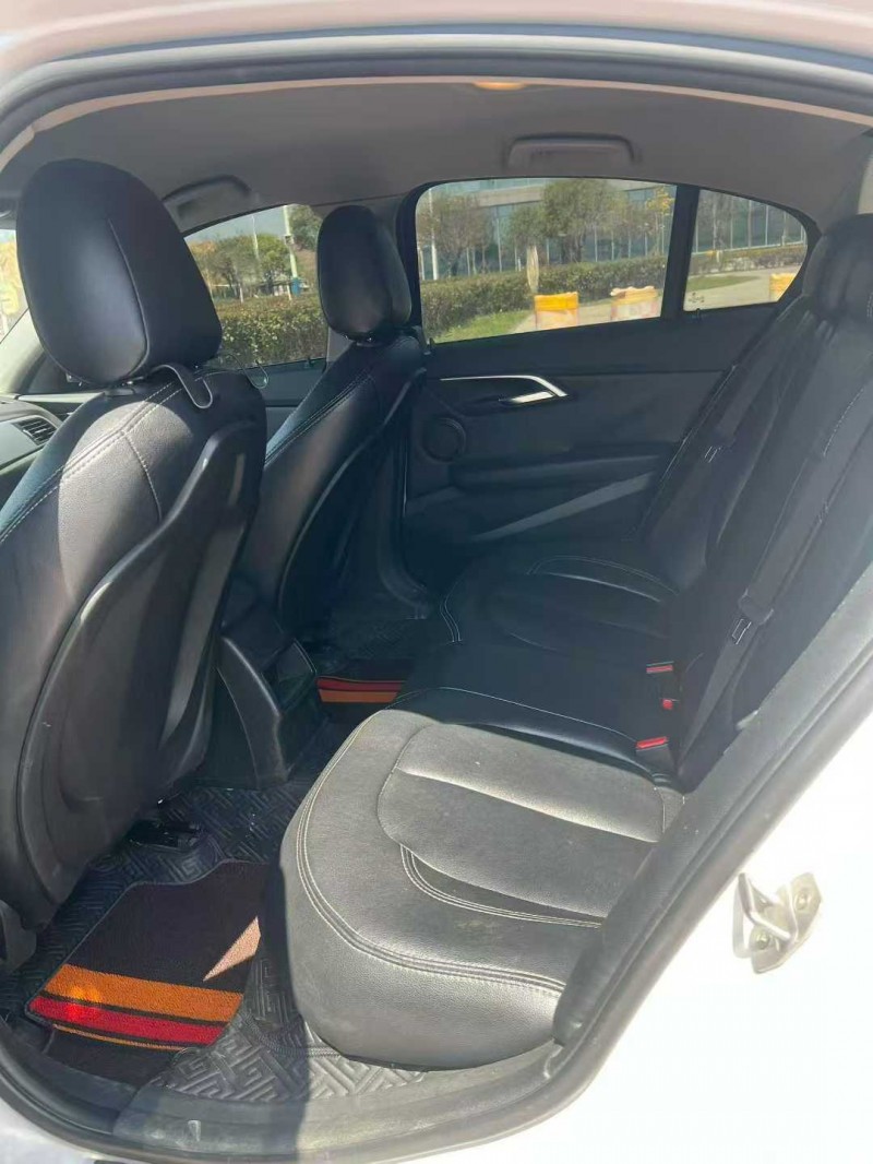 贺州16年奥迪A4L9