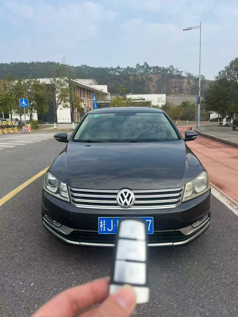 贺州13年大众迈腾1