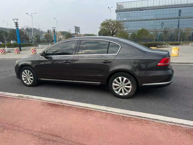 贺州13年大众迈腾5