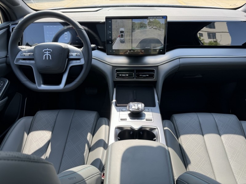 中山25年比亞迪宋7