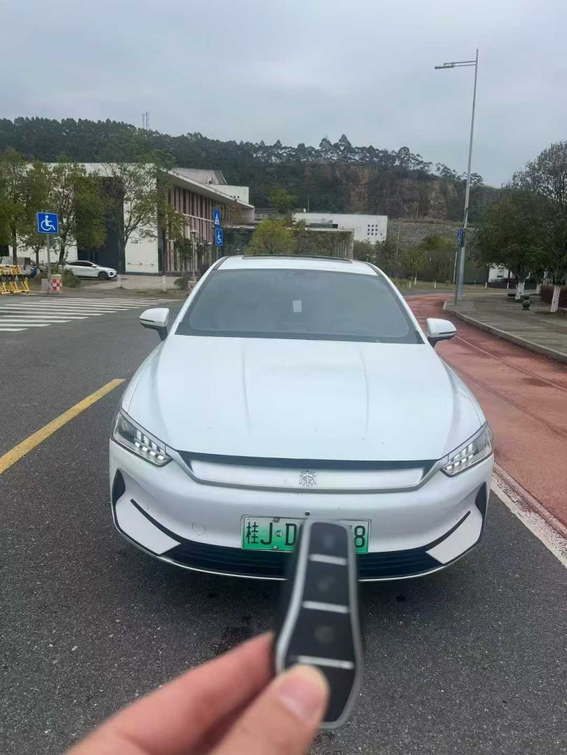 賀州24年比亞迪秦1