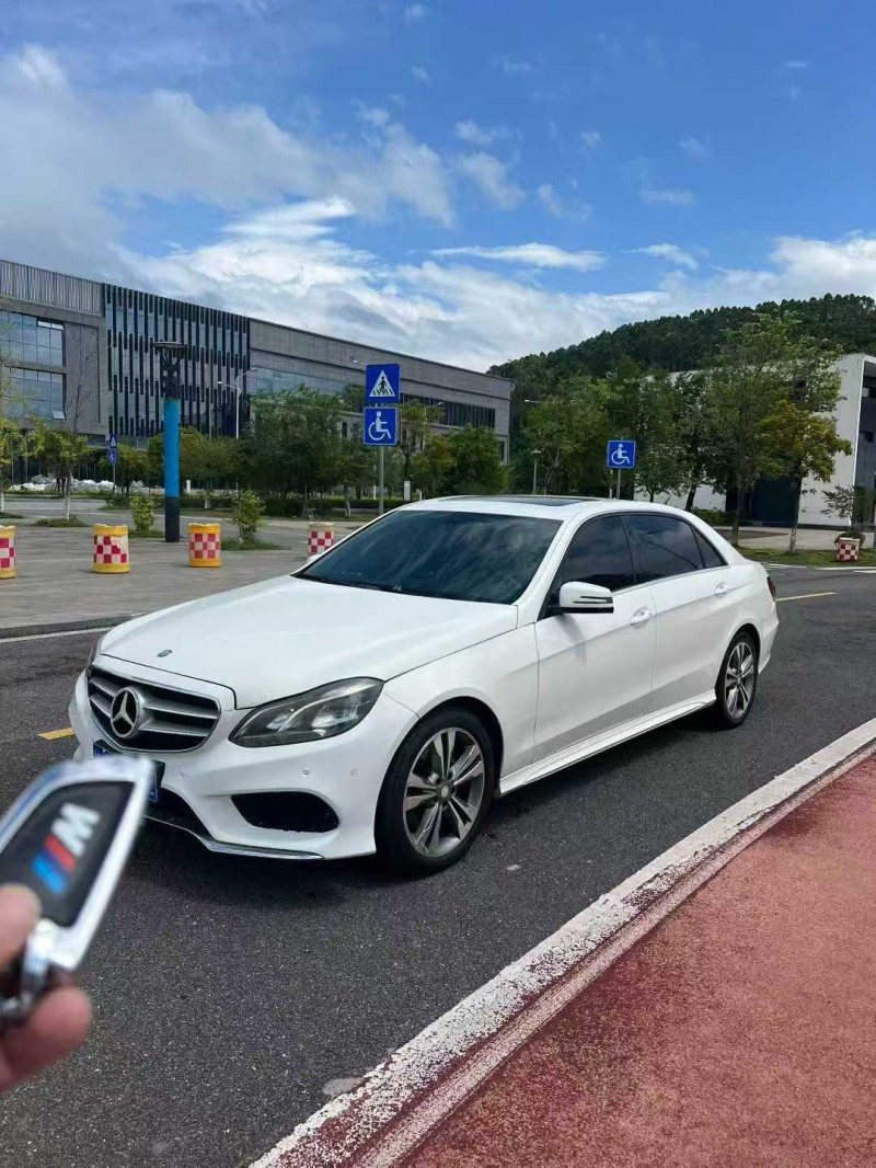 賀州14年奔馳E2