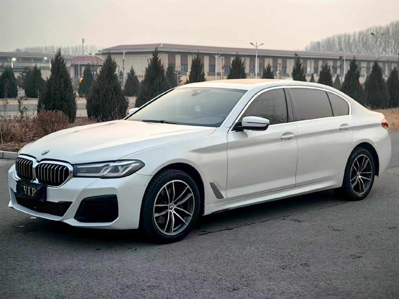 唐山23年宝马5系3