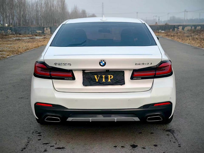 唐山23年宝马5系9