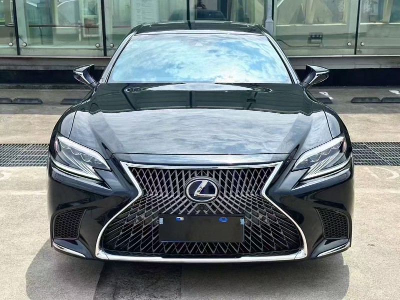 湛江21年雷克萨斯LS1