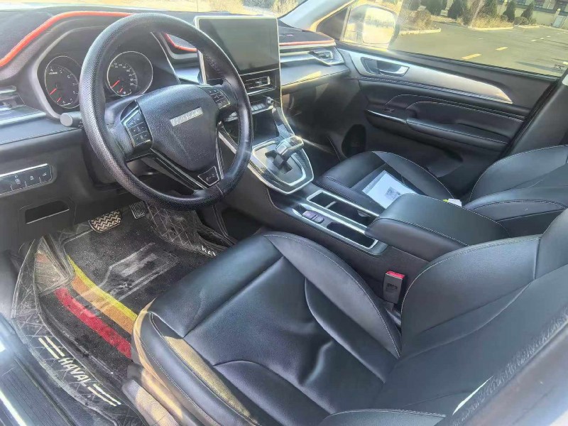 唐山23年哈弗M65