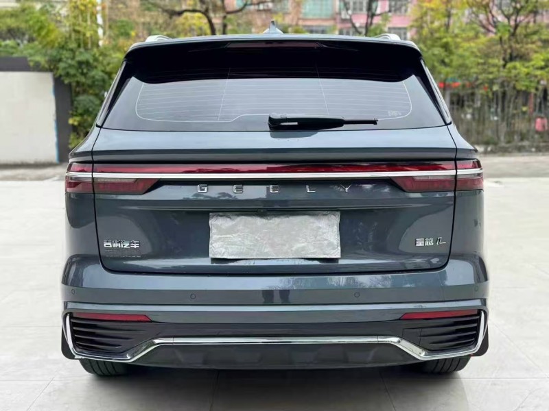 湛江25年吉利星越9