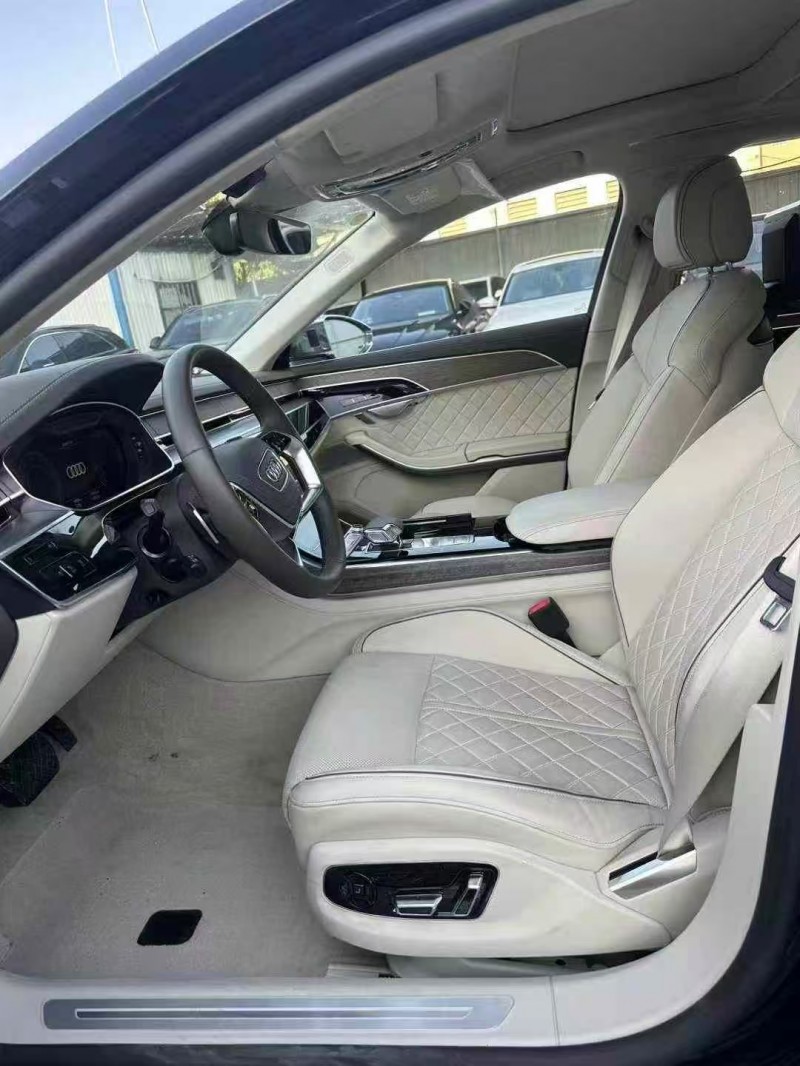 湛江22年奥迪A8L4