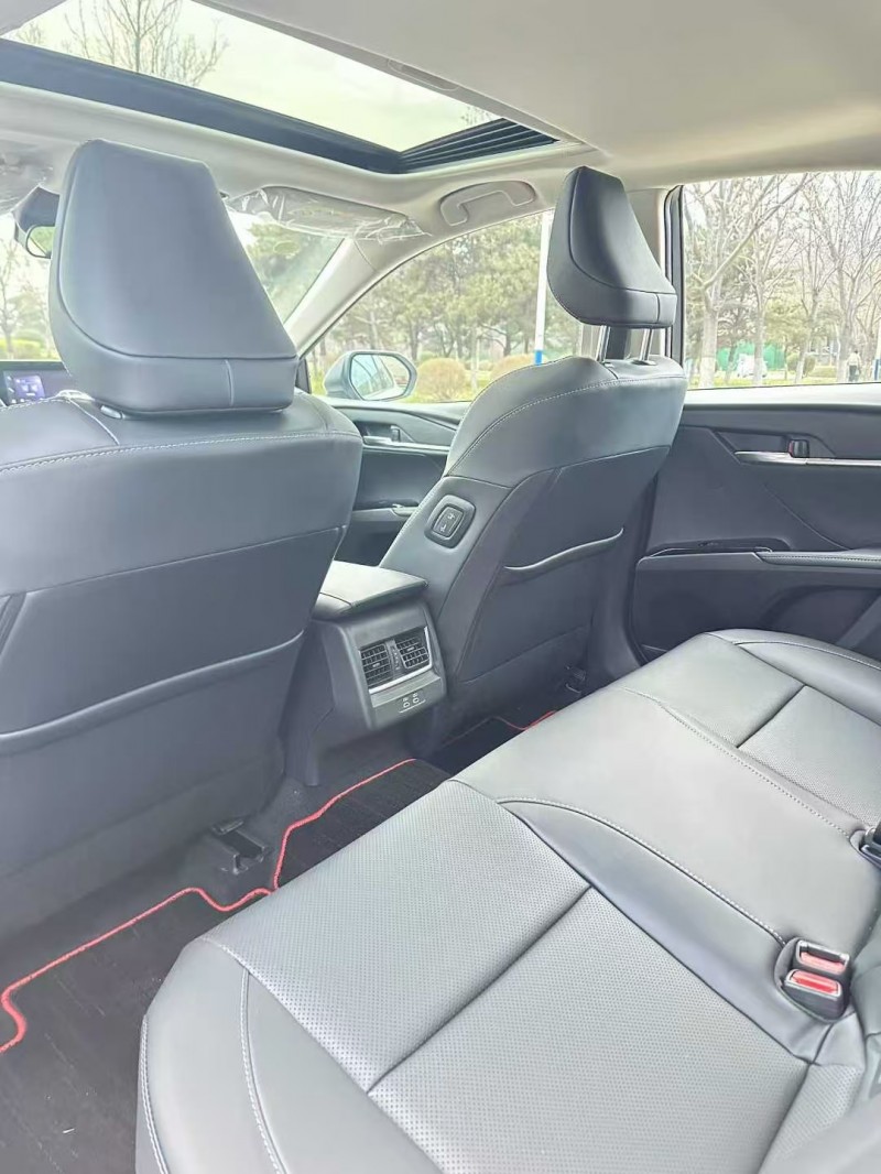 菏泽25年丰田凯美瑞5