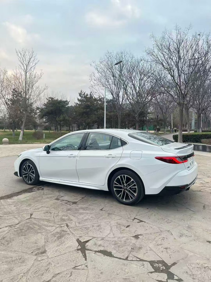 菏泽25年丰田凯美瑞7