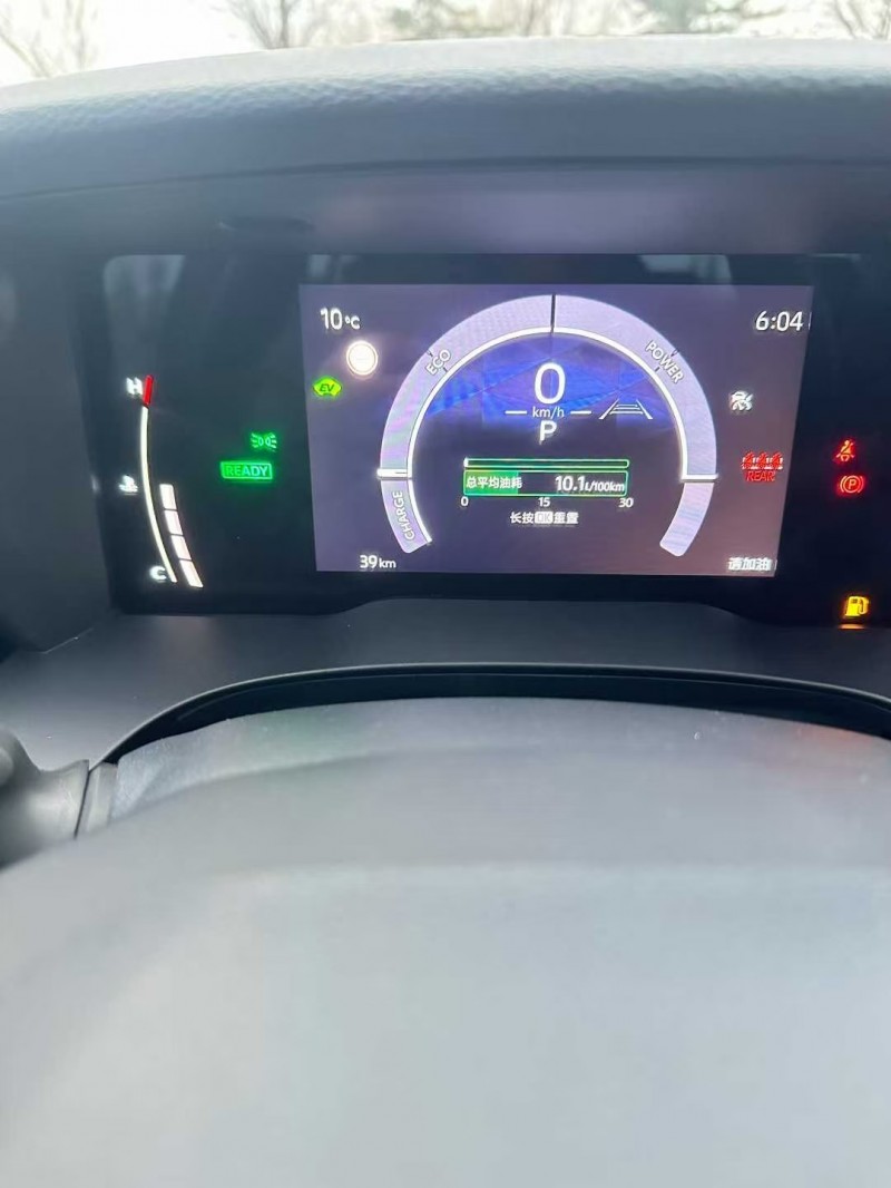 菏泽25年丰田凯美瑞8