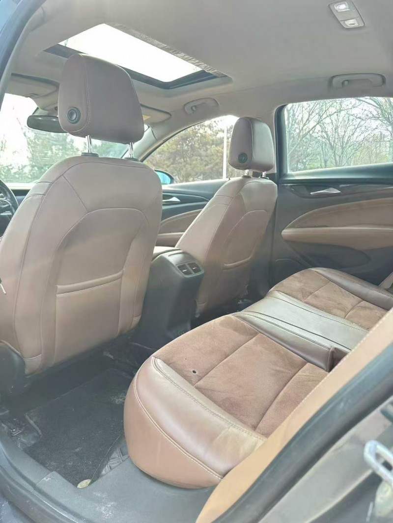 菏泽20年别克君威5