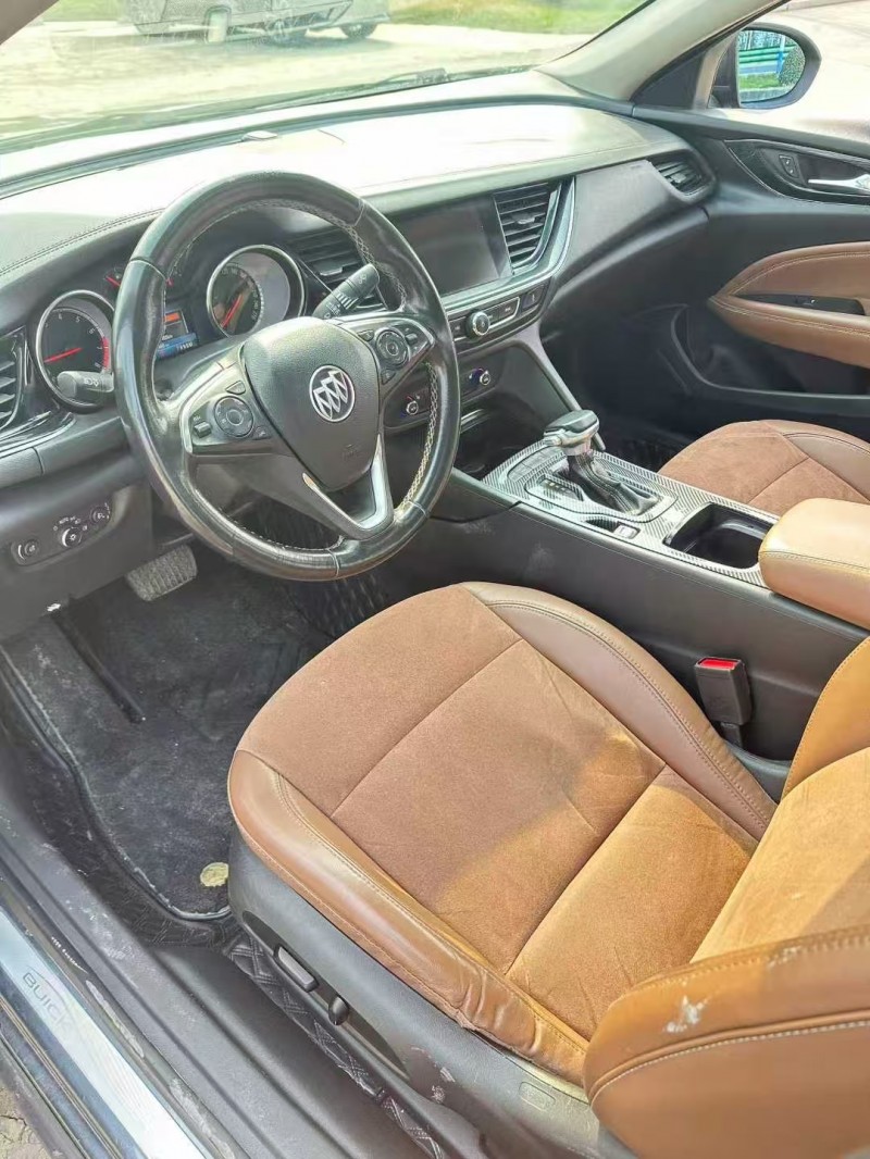 菏泽20年别克君威6