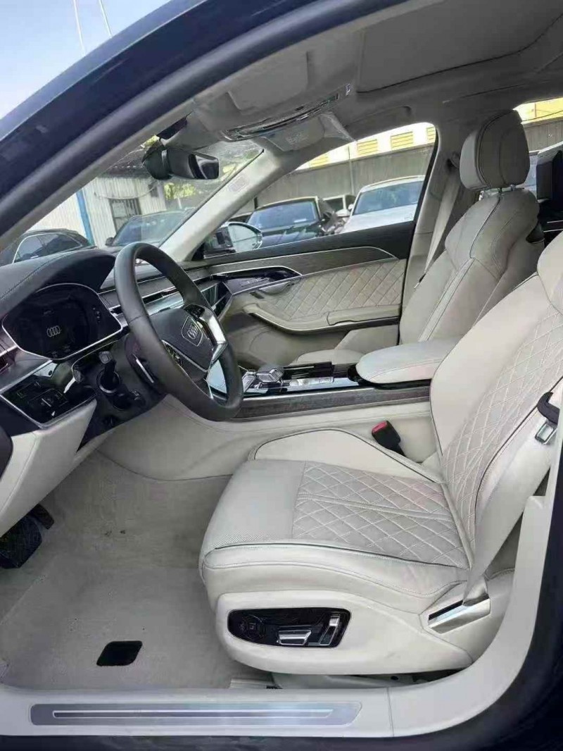 廣州22年奧迪A8L7