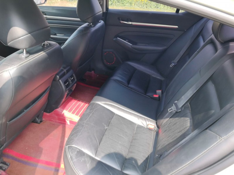 襄阳21年日产天籁7