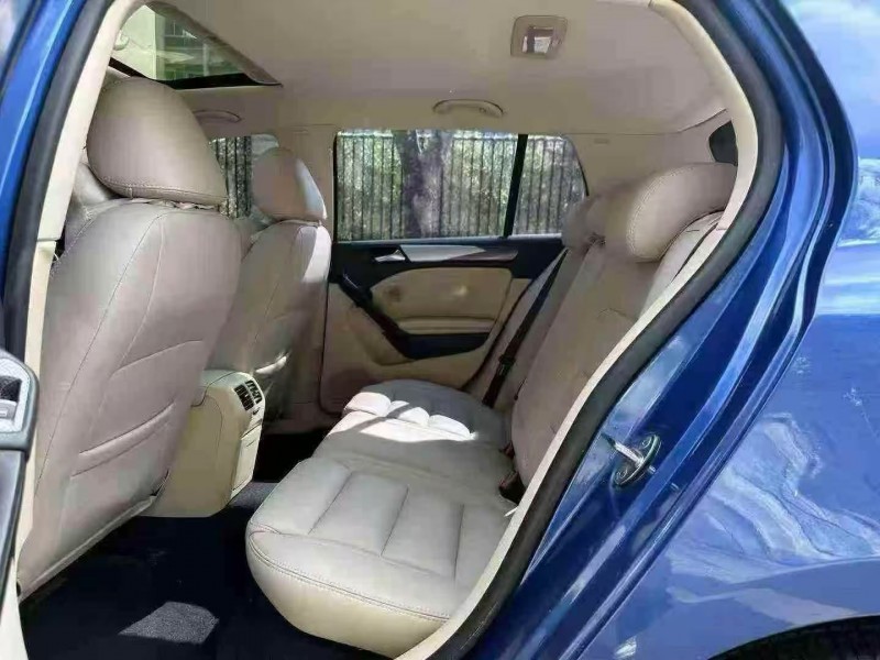 湛江12年大众高尔夫6